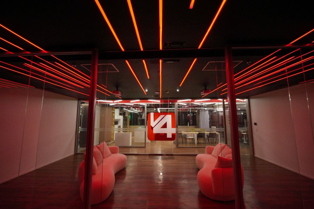 v4 company template 1735581803326 1.jpg